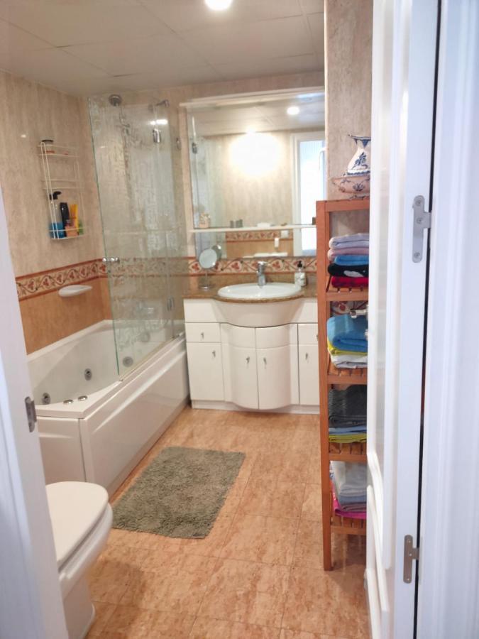 Piso Familiar 3 Habitaciones 2 Banos Y Plaza De Parking Tarragona Eksteriør billede