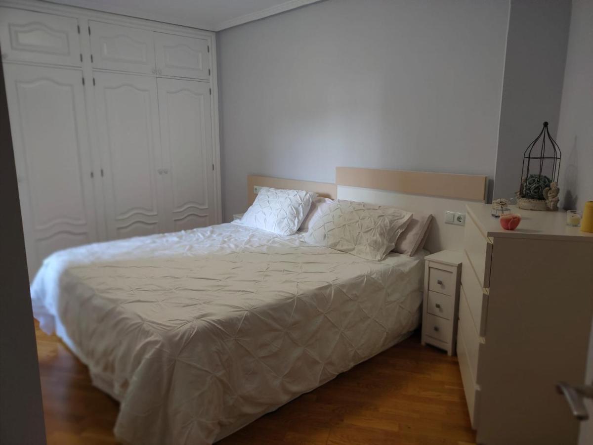 Piso Familiar 3 Habitaciones 2 Banos Y Plaza De Parking Tarragona Eksteriør billede